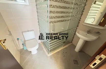 Apartment - 1 Bedroom - 2 Bathrooms for rent in Al Majaz 2 - Al Majaz - Sharjah