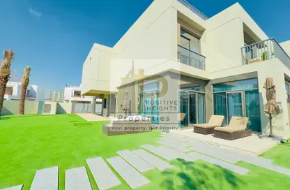 Villa - 4 Bedrooms - 6 Bathrooms for sale in The Pulse Beachfront 2 - The Pulse - Dubai South (Dubai World Central) - Dubai