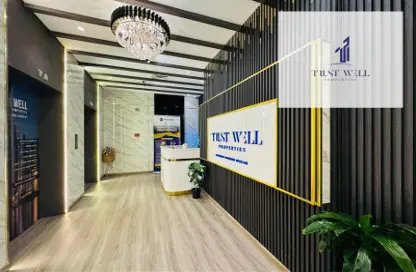 Office Space - Studio - 4 Bathrooms for rent in Dar Al Salam Building - Corniche Road - Abu Dhabi