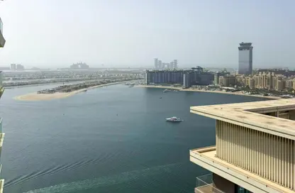 Apartment - 1 Bedroom - 1 Bathroom for sale in Beach Vista - EMAAR Beachfront - Dubai Harbour - Dubai