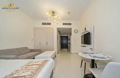 Apartment - Studio - 1 Bathroom for rent in Carson C - Carson - DAMAC Hills - Dubai