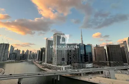 شقة - غرفة نوم - 1 حمام للبيع في برج ماي فير - الخليج التجاري - دبي