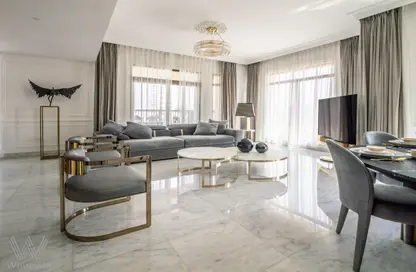 Apartment - 4 Bedrooms - 4 Bathrooms for sale in Lamtara 2 - Madinat Jumeirah Living - Umm Suqeim - Dubai