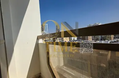 شقة - غرفة نوم - 1 حمام للايجار في مساكن كورنيش عجمان - طريق كورنيش عجمان - عجمان