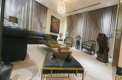 Living Room image for: Villa - 4 Bedrooms - 6 Bathrooms for sale in West Yas - Yas Island - Abu Dhabi, Image 1