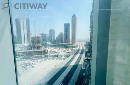 مكتب - استوديو للايجار في برج بارك لين - الخليج التجاري - دبي