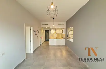 Apartment - 1 Bedroom - 2 Bathrooms for rent in Lucky 1 Residence - Jumeirah Village Circle - Dubai