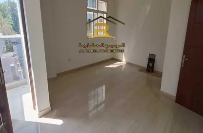 Apartment - 1 Bedroom - 2 Bathrooms for rent in Al Rumailah building - Al Rumailah 2 - Al Rumaila - Ajman