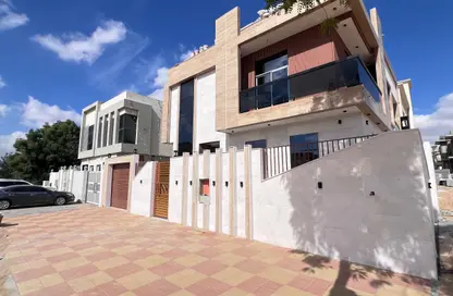 Villa - 5 Bedrooms - 7 Bathrooms for sale in Al Helio 2 - Al Helio - Ajman