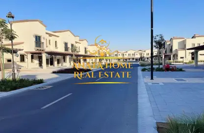 Apartment - 2 Bedrooms - 3 Bathrooms for rent in Bloom Living - Zayed City (Khalifa City C) - Khalifa City - Abu Dhabi