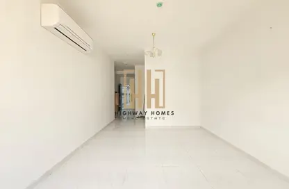 Apartment - 1 Bedroom - 1 Bathroom for rent in Hoshi 1 - Hoshi - Al Badie - Sharjah