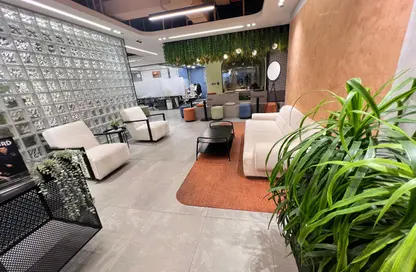 Office Space - Studio - 4 Bathrooms for rent in Mankhool Building - Mankhool - Bur Dubai - Dubai