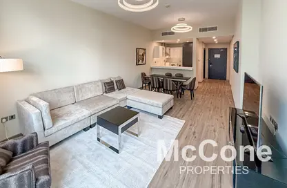 Apartment - 2 Bedrooms - 3 Bathrooms for rent in Golf Veduta A - Golf Veduta Hotel Apartments - DAMAC Hills - Dubai