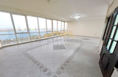 Empty Room image for: Apartment - 3 Bedrooms - 4 Bathrooms for rent in Clock Tower - Corniche Road - Abu Dhabi, Image 1