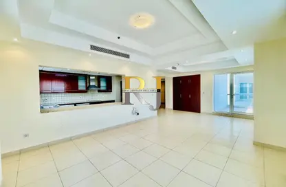 Apartment - 2 Bedrooms - 3 Bathrooms for rent in Bin Hendi Tower - Mankhool - Bur Dubai - Dubai