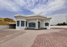 Villa - 3 bedrooms - 3 bathrooms for rent in Al Qusais - Dubai