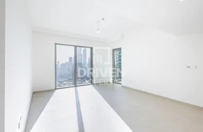 Apartment - 3 Bedrooms - 4 Bathrooms for rent in Downtown Views II Tower 2 - Downtown Views II - Downtown Dubai - Dubai
