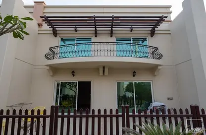 Villa - 3 Bedrooms - 4 Bathrooms for rent in Seashore - Rabdan - Abu Dhabi