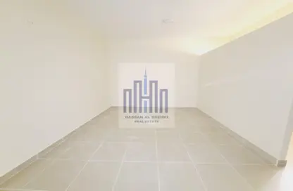 Apartment - Studio - 1 Bathroom for rent in Muwailih Building - Muwaileh - Sharjah
