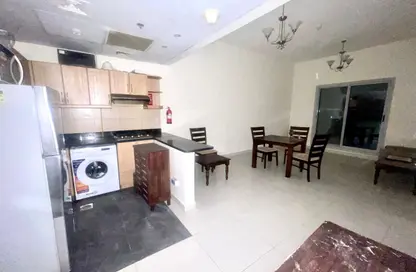 شقة - غرفة نوم - 2 حمامات للايجار في مساكن النخبة رقم 7 - مساكن النخبة الرياضية - مدينة دبي الرياضية - دبي