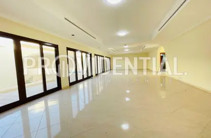 Villa - 5 Bedrooms - 6 Bathrooms for rent in Al Heel Tower - Mubarak Bin Mohammed Street - Al Khalidiya - Abu Dhabi