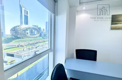 مكتب - استوديو - 1 حمام للايجار في برج لطيفة - شارع الشيخ زايد - دبي