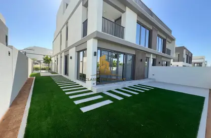 Apartment - 4 Bedrooms - 5 Bathrooms for rent in Aura - Tilal Al Ghaf - Dubai