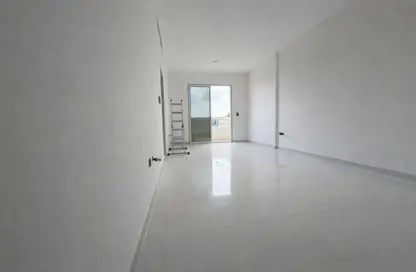 شقة - غرفة نوم - 2 حمامات للايجار في الجرف 2 - الجرف - عجمان وسط المدينة - عجمان شقة - غرفة نوم - 2 حمامات للايجار في الجرف 2 - الجرف - عجمان وسط المدينة - عجمان