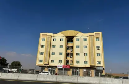 Shop - Studio for rent in Al Madam - Sharjah
