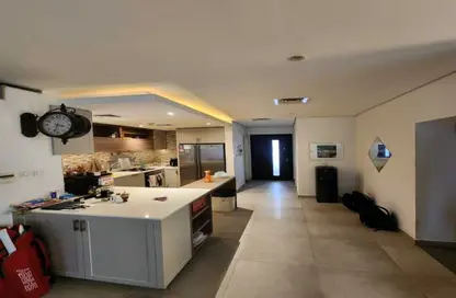 Villa - 4 Bedrooms - 4 Bathrooms for sale in Somerset Mews - Jumeirah Village Circle - Dubai