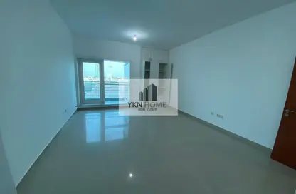 Apartment - 2 Bedrooms - 3 Bathrooms for rent in Cornich Al Khalidiya - Al Khalidiya - Abu Dhabi