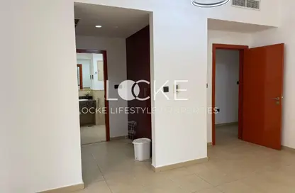 Apartment - 2 Bedrooms - 3 Bathrooms for sale in Bahar 4 - Bahar - Jumeirah Beach Residence - Dubai