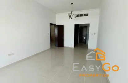 شقة - 2 غرف نوم - 2 حمامات للايجار في برج ربيعة - مجان - دبي لاند - دبي