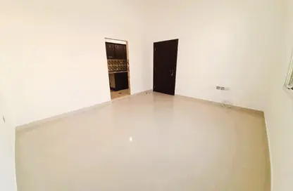 Apartment - Studio - 1 Bathroom for rent in Al Mushrif - Abu Dhabi