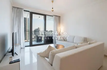 Apartment - 1 Bedroom - 2 Bathrooms for sale in Boulevard Point - Downtown Dubai - Dubai