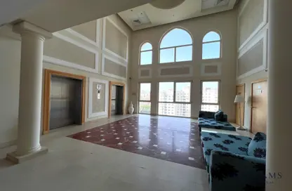 Apartment - 3 Bedrooms - 4 Bathrooms for rent in Al Das - Shoreline Apartments - Palm Jumeirah - Dubai