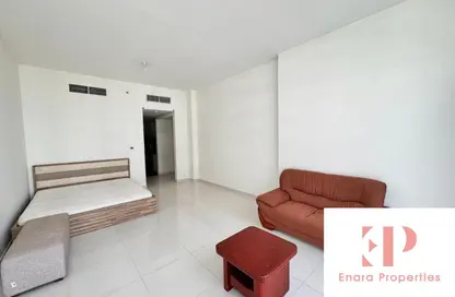 Apartment - Studio - 1 Bathroom for rent in Golf Promenade 4A - Golf Promenade - DAMAC Hills - Dubai
