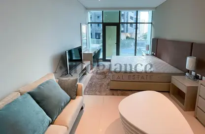 Room / Bedroom image for: Apartment - 1 Bathroom for rent in Seven Palm - Palm Jumeirah - Dubai, Image 1