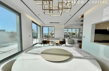 فيلا - 6 غرف نوم - 7 حمامات للبيع في بارادايس هيلز - غولف سيتي - دبي