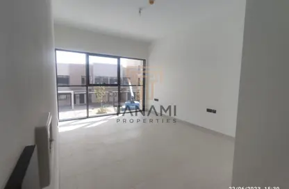 تاون هاوس - 3 غرف نوم - 4 حمامات للايجار في بلوم ليفينج - مدينة زايد (مدينة خليفة ج) - مدينة خليفة - أبوظبي