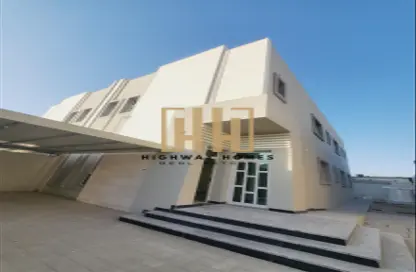 فيلا - 4 غرف نوم - 6 حمامات للايجار في الجزّات - ضاحية الرقة - الشارقة