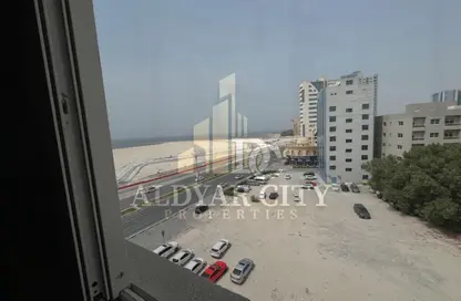 Apartment - 2 Bedrooms - 1 Bathroom for rent in Ajman Corniche Residences - Ajman Corniche Road - Ajman