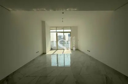 Apartment - 2 Bedrooms - 3 Bathrooms for rent in P1912 - Al Raha Beach - Abu Dhabi Apartment - 2 Bedrooms - 3 Bathrooms for rent in P1912 - Al Raha Beach - Abu Dhabi