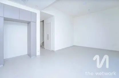 Villa - 3 Bedrooms - 4 Bathrooms for rent in Greenviews 2 - EMAAR South - Dubai South (Dubai World Central) - Dubai
