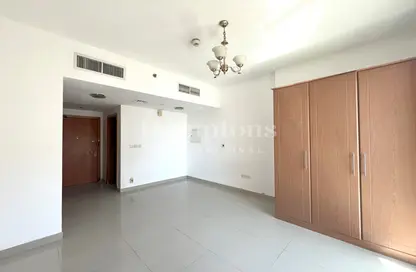 شقة للايجار في برج ليك سايد أ - ليك سايد ريزيدنس - مدينة دبي للإنتاج (اي ام بي زد) - دبي