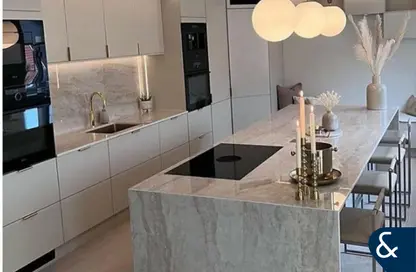 Apartment - 3 Bedrooms - 4 Bathrooms for sale in Rimal 1 - Rimal - Jumeirah Beach Residence - Dubai