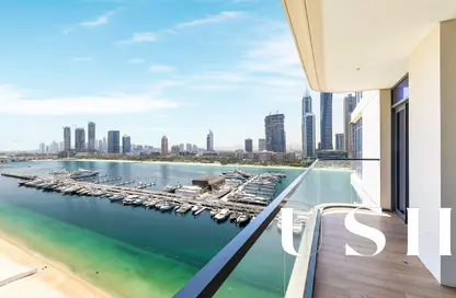 Apartment - 2 Bedrooms - 2 Bathrooms for sale in Marina Vista - EMAAR Beachfront - Dubai Harbour - Dubai