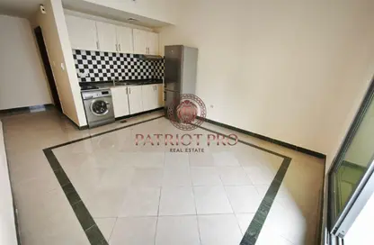 شقة - 1 حمام للايجار في برج الشاهد - برشا هايتس (تيكوم) - دبي