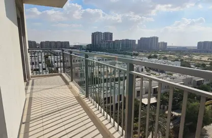 Apartment - 3 Bedrooms - 4 Bathrooms for sale in Zahra Apartments 1A - Zahra Apartments - Town Square - Dubai