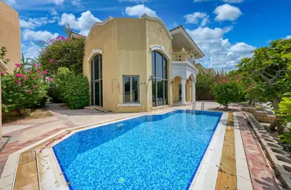 Villa - 4 Bedrooms - 5 Bathrooms for rent in Garden Homes Frond E - Garden Homes - Palm Jumeirah - Dubai